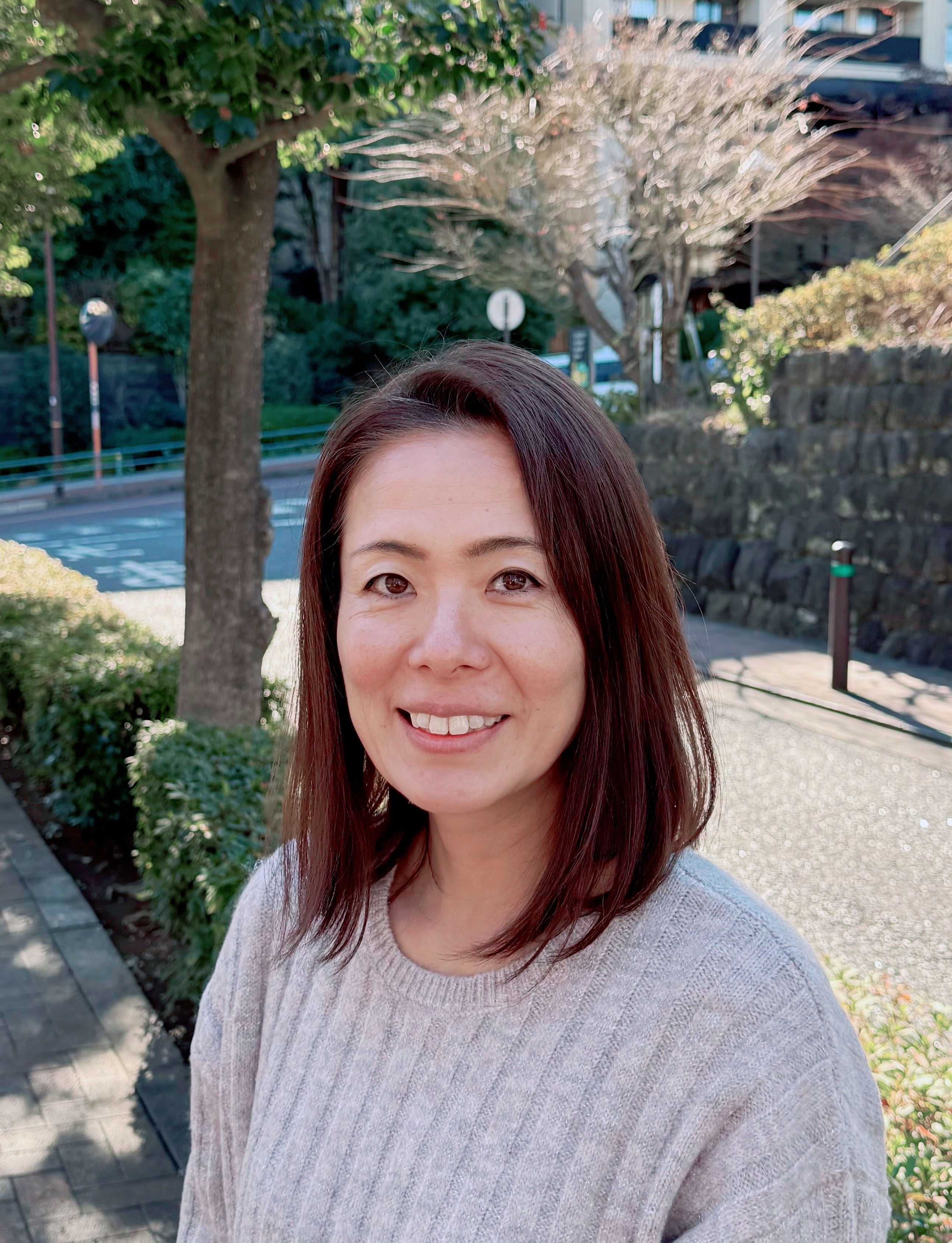 Uma pessoa sorrindo para a câmera